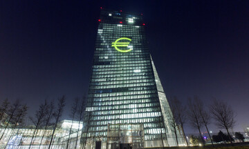 Goldman Sachs: Νωρίτερα από ό,τι αναμενόταν θα ξεκινήσουν οι μειώσεις επιτοκίων από την ΕΚΤ