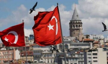 Τουρκία: Η κεντρική τράπεζα αυξάνει στο 42,5% τα επιτόκια