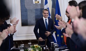 Aνασχηματισμός: Χρυσοχοΐδης στο Προστασίας του Πολίτη, Γεωργιάδης στο Υγείας Μιχαηλίδου στο Εργασίας