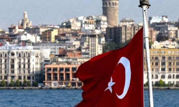 Pimco και Vanguard επιστρέφουν για επενδύσεις στην Τουρκία μετά τις αυξήσεις επιτοκίων