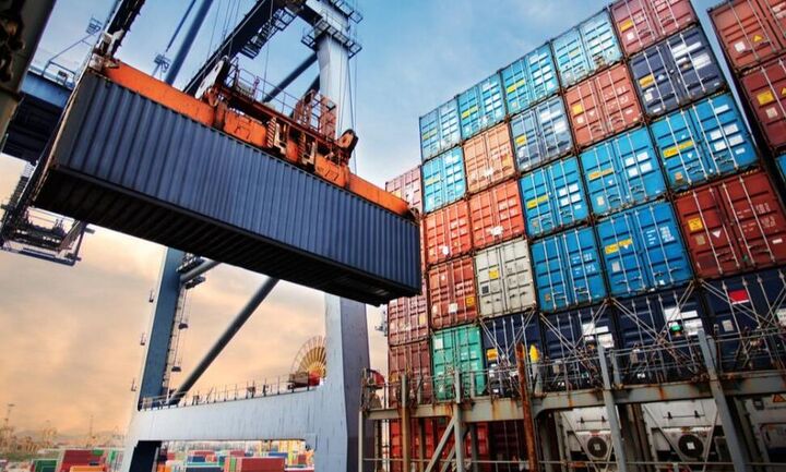 Νέα πτώση εξαγωγών και εισαγωγών το Νοέμβριο - Mειωμένο άνω του 20% το έλλειμμα