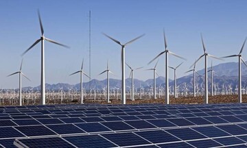 Ρεκόρ εποχών για τις ΑΠΕ το 2023 - Αύξηση 147% την τελευταία 10ετία