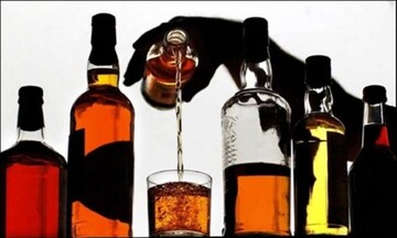 Να μειωθεί ο ΕΦΚ στα αλκοολούχα ποτά ζητά ο ΙΟΒΕ - Τα οφέλη για την ελληνική οικονομία 