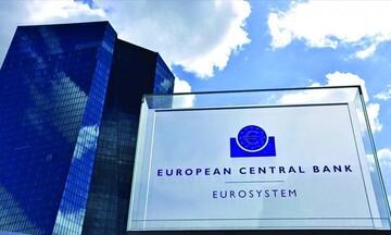  Βloomberg: Γιατί η πρόωρη μείωση στα επιτόκια θα ήταν μεγαλύτερο λάθος για την ΕΚΤ