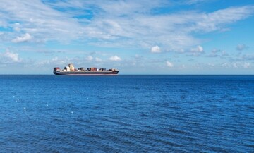ΣΕΒ: Οι επιπτώσεις της κρίσης στην Ερυθρά Θάλασσα στα ναύλα και τον εφοδιασμό της αγοράς