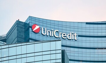 Unicredit: Η ΕΚΤ μπορεί να μειώσει τα επιτόκια ακόμα και πριν τη Fed