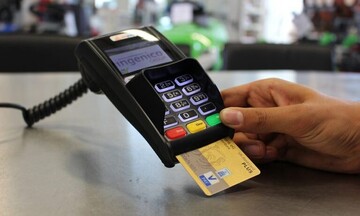 Υποχρεωτικά από σήμερα τα POS για 35 επαγγέλματα - Έρχονται τσουχτερα πρόστιμα