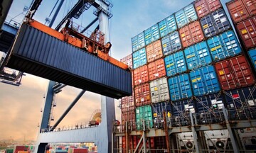 Πώς θα αυξηθούν οι εξαγωγές – Οι έξι δράσεις και οι κρίσιμοι τομείς