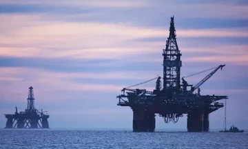 Πετρέλαιο: Αυξάνονται οι πιθανότητες να σκαρφαλώσει στα 100 δολάρια το βαρέλι 