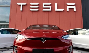  Tesla: Σχέδια για «τσεκούρι» άνω του 10% στο παγκόσμιο εργατικό δυναμικό της