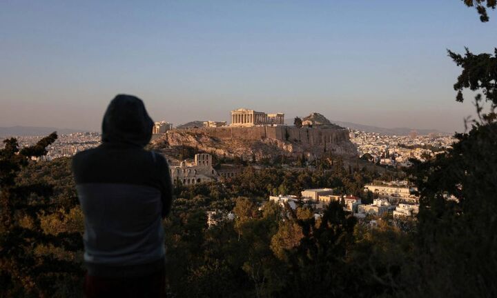 Reuters: Η ελληνική οικονομία εκτοξεύεται μετά από μια δεκαετία "πόνου" - Οι προκλήσεις που υπάρχουν