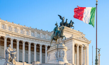 Scope: Χαμηλότερο το ελληνικό χρέος από το ιταλικό το 2027