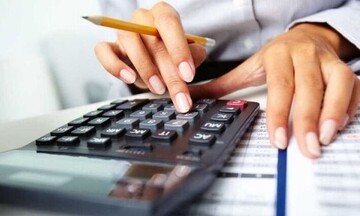 Πόση σύνταξη θα πάρω αν αποχωρήσω φέτος από την αγορά εργασίας; Υπολογίστε μόνοι σας