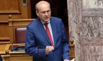 Χατζηδάκης: Δεν εμφανίστηκε άλλος επενδυτής για την Attica Bank - Κινδύνευαν καταθέσεις 1,6 δισ ευρώ