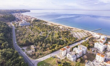 Κάμπινγκ Αγίας Τριάδας: Επιλέξιμος επενδυτής η Matenisa Trading - Στα 19,5 εκατ. ευρώ το τίμημα