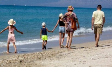 Τουρισμός: Αυξημένες οι αφίξεις και οι διανυκτερεύσεις τον Ιούνιο
