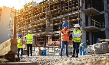 Πάτησε φρένο η οικοδομή - Ισχυρή πτώση 19,6% στις νέες άδειες τον Μάιο