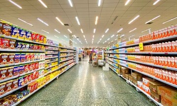 Σε πτωτική πορεία οι τιμές στα σούπερ μάρκετ και τον Αύγουστο - Που συνεχίζονται οι ανατιμήσεις