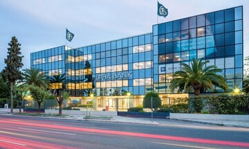 Bloomberg: Η σημασία της έκδοσης AT1 της Alpha Bank για τις ελληνικές τράπεζες
