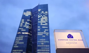 Bloomberg: Η ΕΚΤ προετοιμάζεται για μειώσεις επιτοκίων κατά 0,25% στις επόμενες δύο συνεδριάσεις