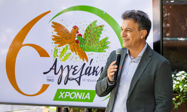 Αγγελάκης: Από τα κοτόπουλα τώρα και στα παγωτά με τη νεοσύστατη εταιρεία Sweet Bond