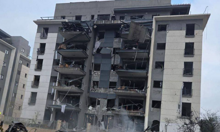 Νέα πυραυλική επίθεση του Ιράν στην Μπερσεβά: Έπληξαν το κέντρο της Microsoft