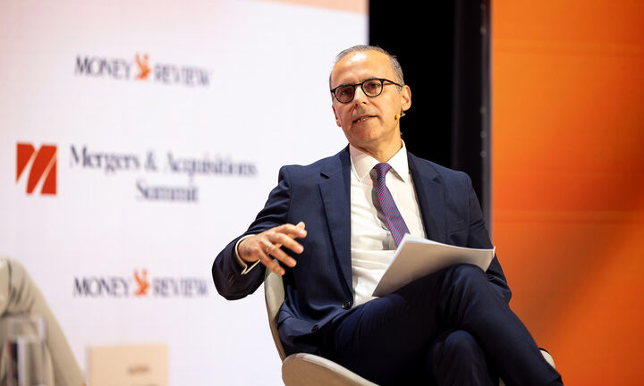 Νίκος Σαλακάς: Η Alpha Bank χτίζει το μέλλον με στοχευμένες εξαγορές