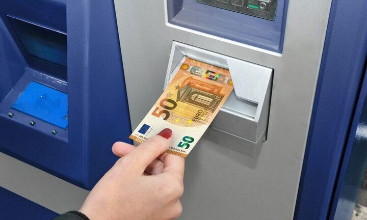 Χρεώσεις στα ATM: Οι αλλαγές που ισχύουν από τη Δευτέρα 11 Αυγούστου - Οι χρεώσεις που καταργούνται