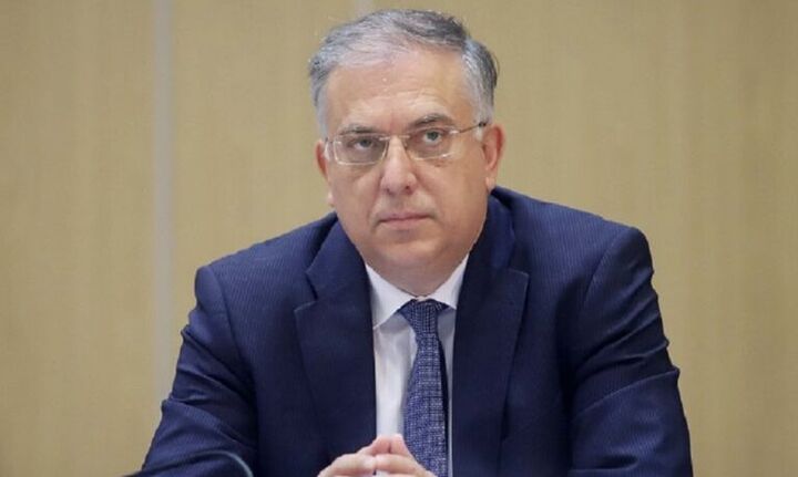 Συμφωνία ΥΠΑΝ με σούπερ μάρκετ για σταθερές τιμές στα σχολικά είδη - Παρέμβαση και για τα τρόφιμα
