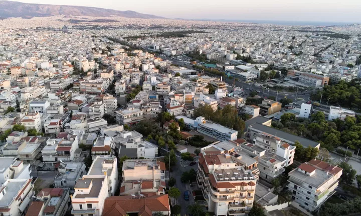 «Πάγωσαν» οι διορθώσεις στις αντικειμενικές αξίες - Η αναπροσαρμογή μετατίθεται για το 2027