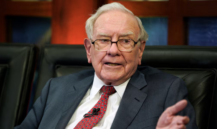Ο Warren Buffett επιστρέφει στα mega deals – Έκλεισε εξαγορά 10 δισ. δολαρίων