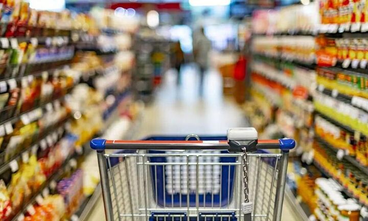Σούπερ μάρκετ: Μειωμένες τιμές έως 8% σε πάνω από 2.000 προϊόντα από σήμερα – Δείτε σε ποια