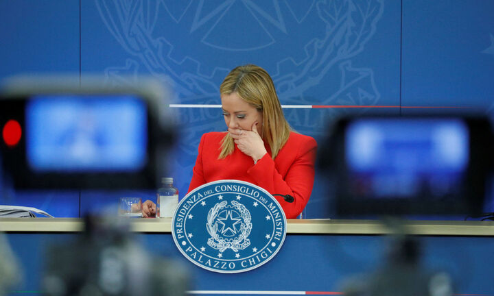 H Ιταλία ζητά 11 δισ. από τράπεζες και ασφαλιστικές για τα επόμενα τρία χρόνια