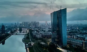 Ερευνα ΕΚΤ: Ακριβότερες κατοικίες βλέπουν οι Ευρωπαίοι καταναλωτές