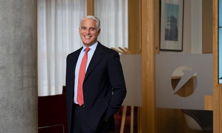 Bloomberg: Tραπεζίτης των εξαγορών ο Ορσέλ - H UniCredit αυξάνει την παρουσία της στην Ελλάδα