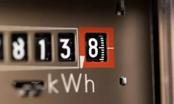 Πόσο θα πληρώνουμε την πράσινη κιλοβατώρα τον Νοέμβριο;