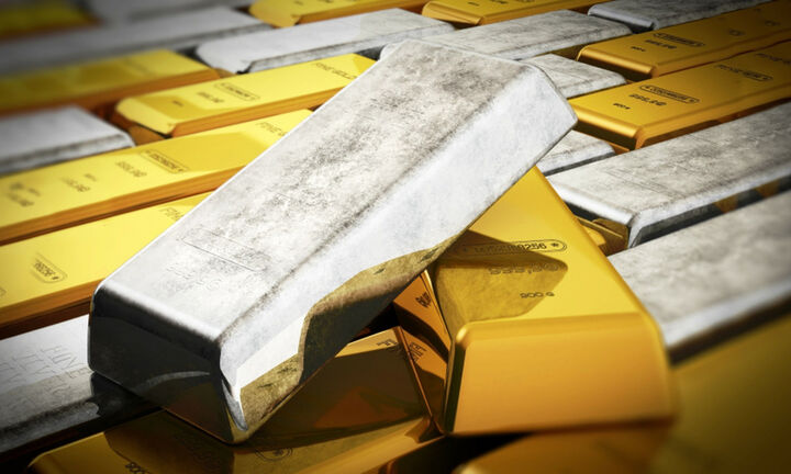 Μήνας ρεκόρ για τα πολύτιμα μέταλλα ο Οκτώβριος - Οι παράγοντες που οδήγησαν σε ιστορικά υψηλά 