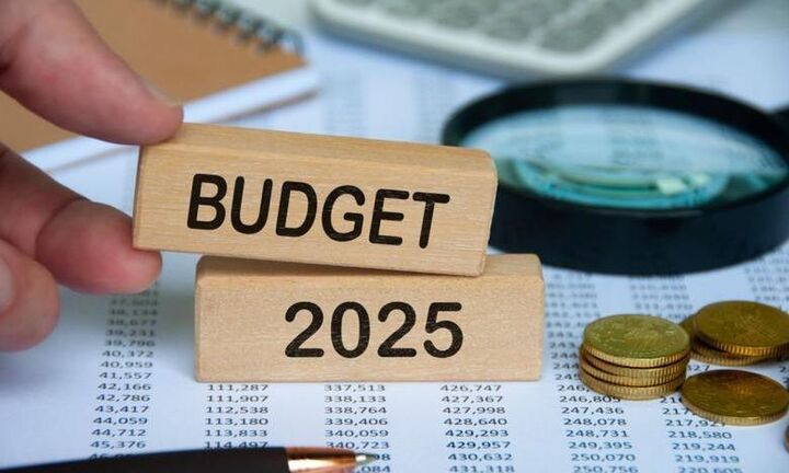 Πρωτογενές πλεόνασμα 10,3 δισ. ευρώ στο δεκάμηνο - Υπέρβαση εσόδων κατά 2,083 δισ. ευρώ