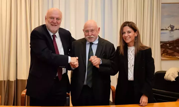 Έπεσαν οι υπογραφές σύμβασης ΟΛΘ – ΜΕΤΚΑ – ΤΕΚΑΛ για την επέκταση του Προβλήτα 6