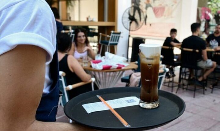 Αύξηση 3,2% του κύκλου εργασιών καταλυμάτων το γ’ τρίμηνο – Κατά 1,7% υποχώρησε η εστίαση