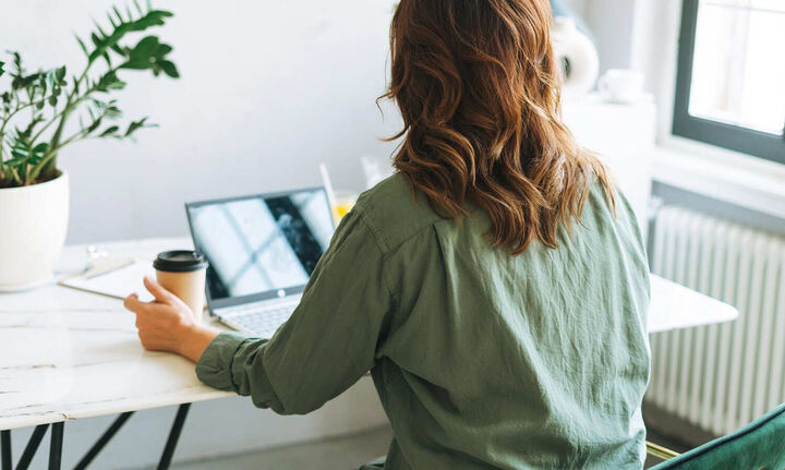 Εκπαιδευτικό επίδομα 1.900 ευρώ σε άνεργους οικονομολόγους – Τα κριτήρια