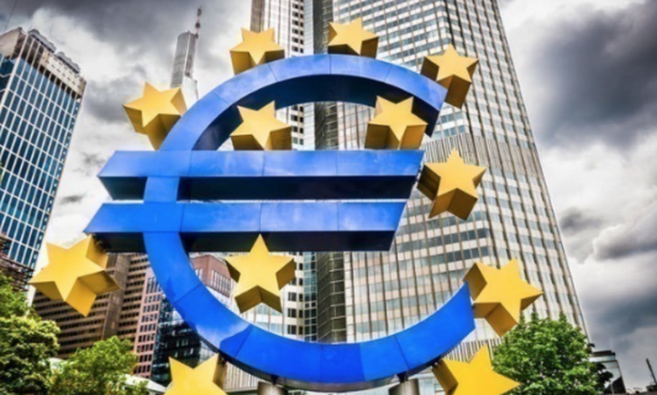 Xαμηλότερες τιμές ενέργειας και αποκλιμάκωση πληθωρισμού στην Ευρωζώνη "βλέπει" το 2026 η ΕΚΤ