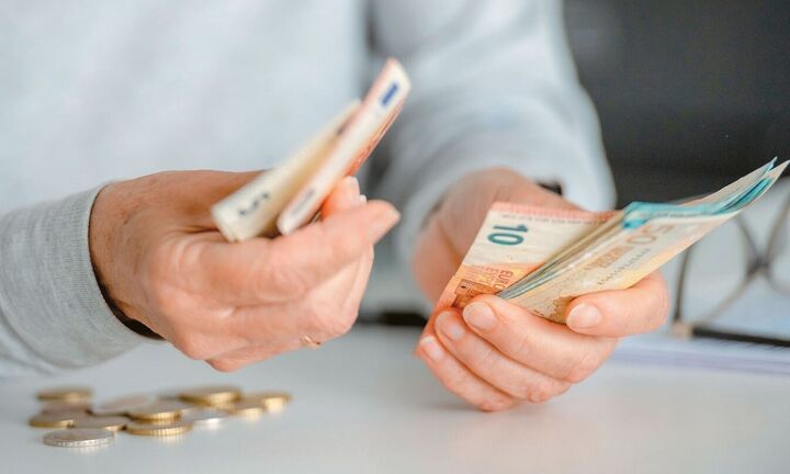 Συντάξεις: Πόσα θα κερδίσετε από τον Ιανουάριο - Τι προβλέπει η κατάργηση της προσωπικής διαφοράς