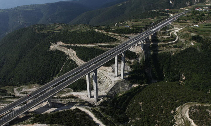 Εγνατία Οδός: Στην κοινοπραξία ΓΕΚ ΤΕΡΝΑ-Egis Projects για 35 χρόνια – Στα 1,27 δισ. ευρώ το τίμημα