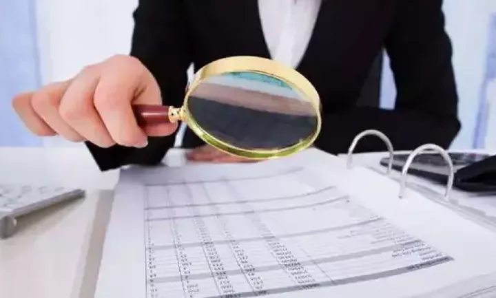 ΑΑΔΕ: Σχέδιο δράσης με 72.800 ελέγχους – Η ΔΕΟΣ και τα νέα ψηφιακά εργαλεία που μπαίνουν στη μάχη 