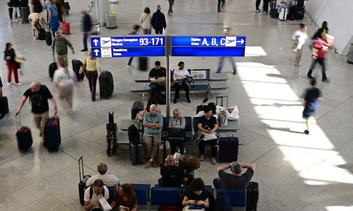 FIR Αθηνών: Κατεπείγουσα έρευνα για το χθεσινό μπλακ άουτ στα αεροδρόμια