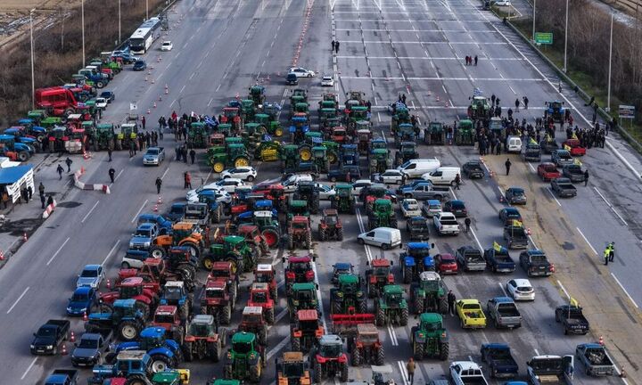 Αποδέχονται οι αγρότες την πρόταση για διάλογο – Την Τρίτη η συνάντηση στο Μαξίμου