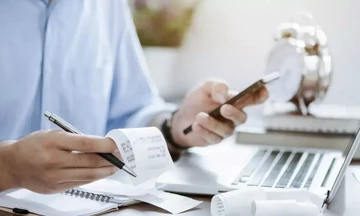 Ξεκλειδώνει ο εξωδικαστικός για χρέη στους δήμους – Τι αλλάζει στην πράξη (Παραδείγματα)