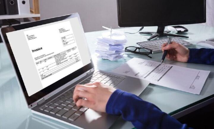Υποχρεωτικά ηλεκτρονικά τα τιμολόγια από τις 2 Φεβρουαρίου – Πώς και από πού θα εκδίδονται
