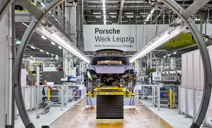 Porsche: Σε χαμηλό 16 ετών κατρακύλησαν οι πωλήσεις το 2025